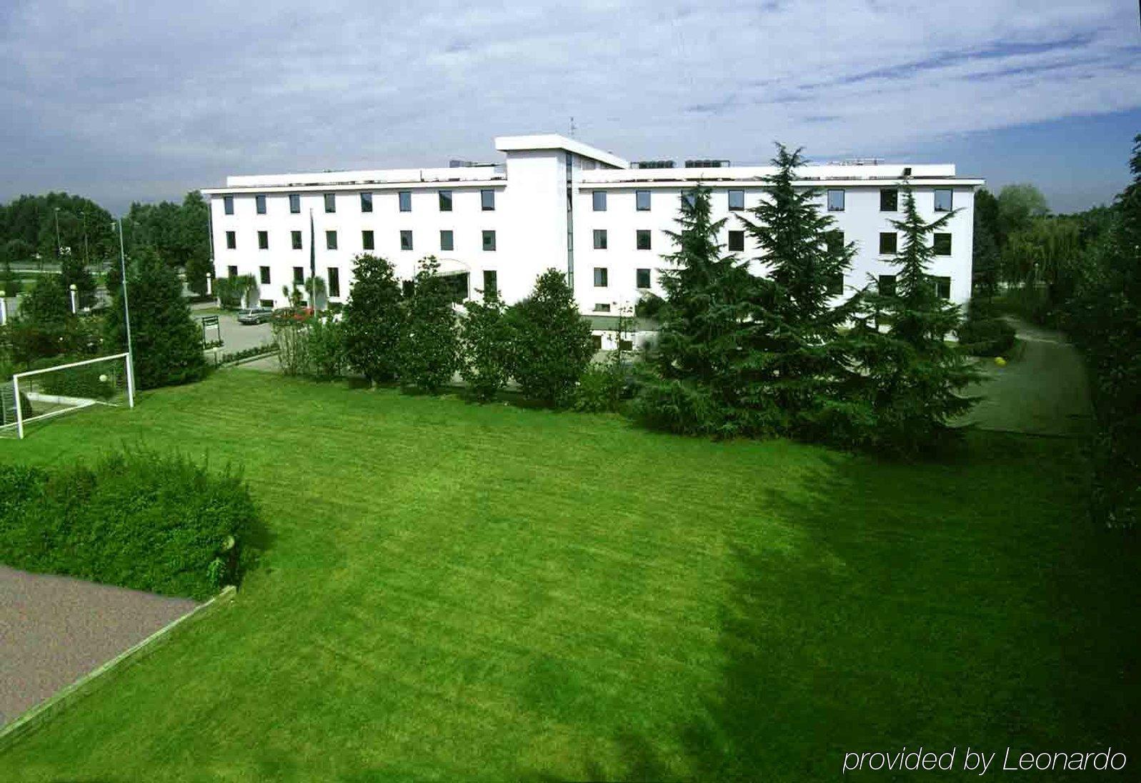 Hotel Le Moran Cusago Exterior foto